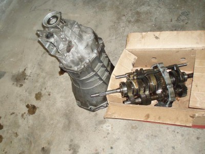 tranny.JPG (74.5 KiB) Zobrazeno 15156 x tranny.JPG